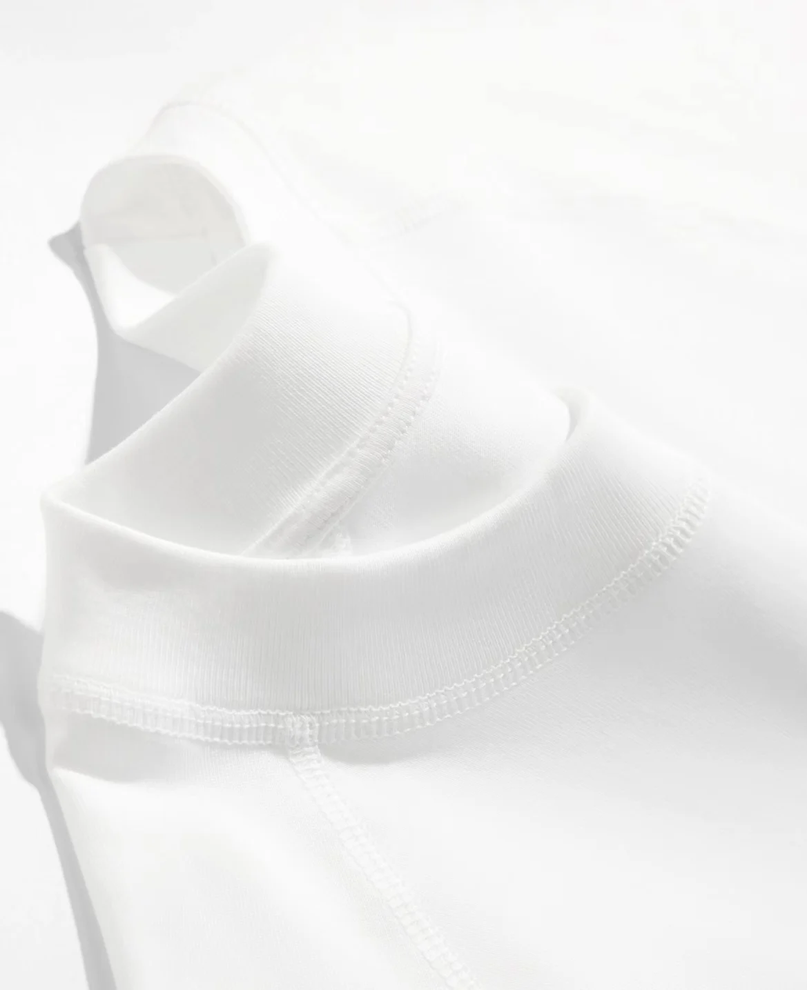 Camiseta Tokyo Morning Commute - Urban Street Fashion Photography reseña y precio