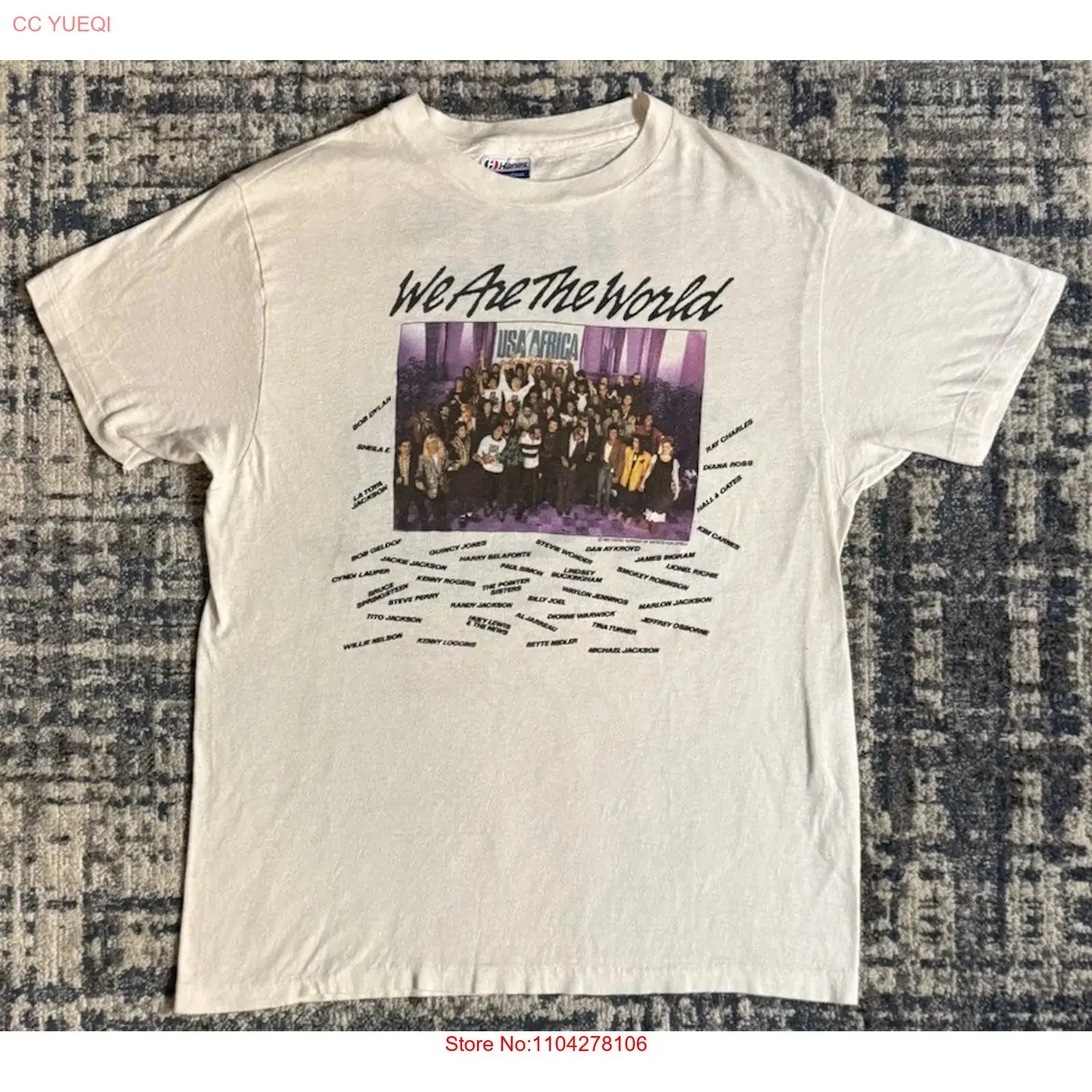 Camiseta vintage de 1985 We Ar - Street Fashion Magazine reseña y precio