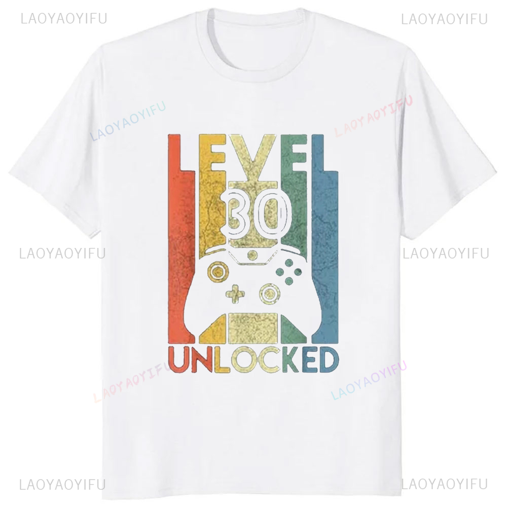 Camiseta divertida con gráfico - Street Fashion Magazine reseña y precio